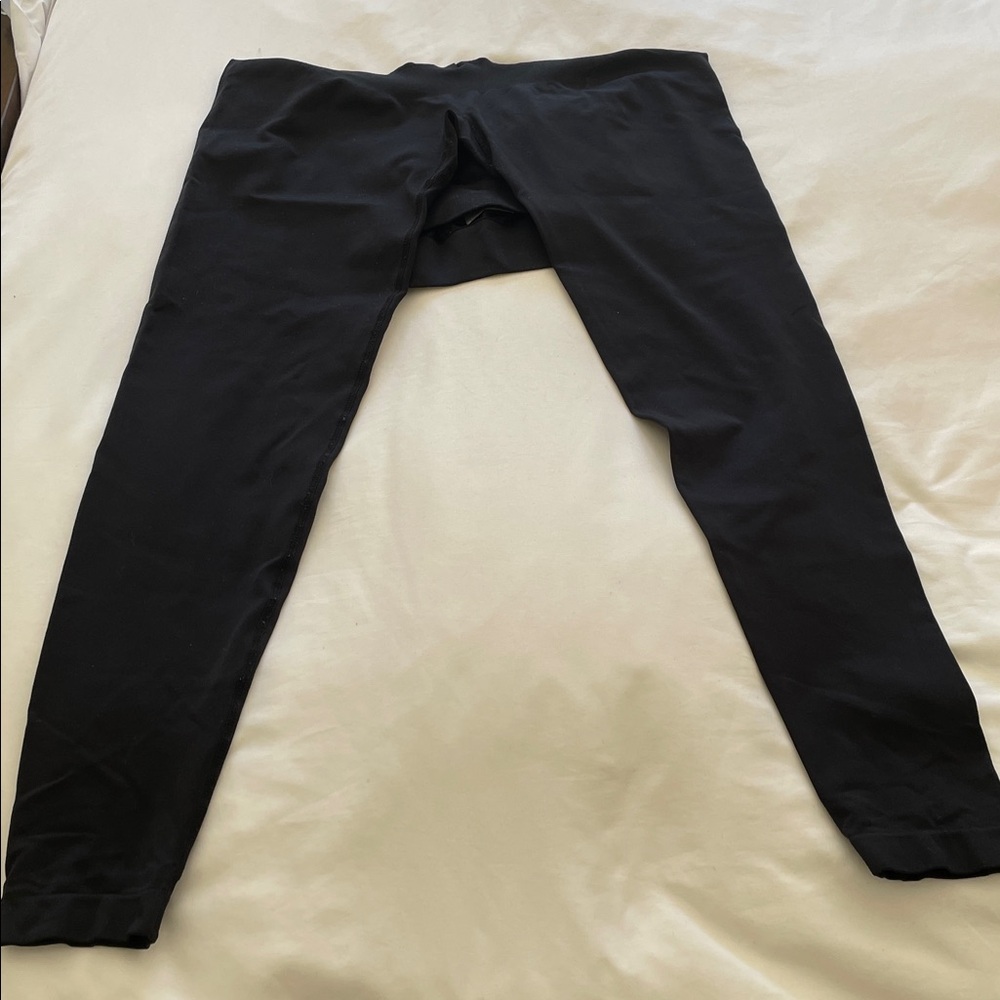 Women's Black Maternity Leggings - Picture 3 of 4